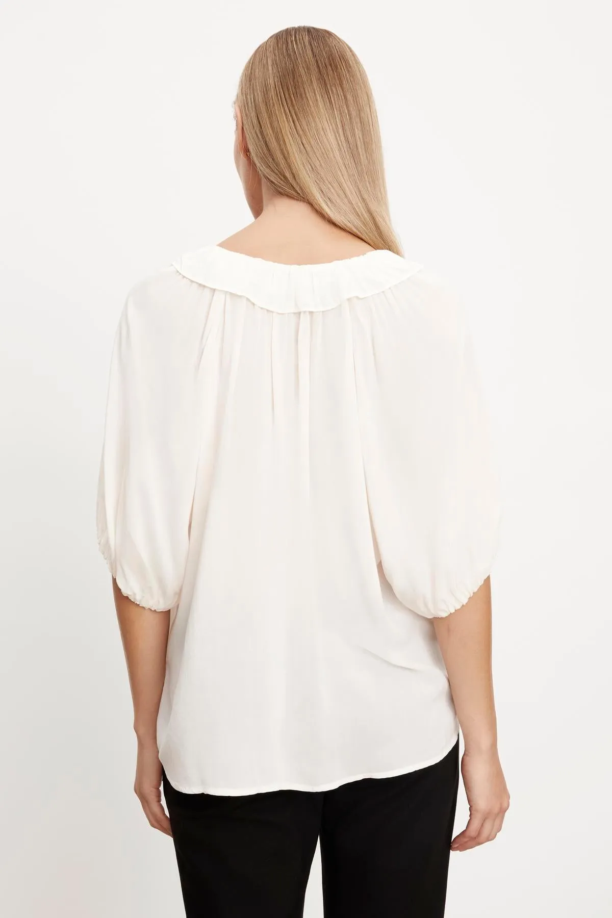 ALEGRA V-NECK TOP