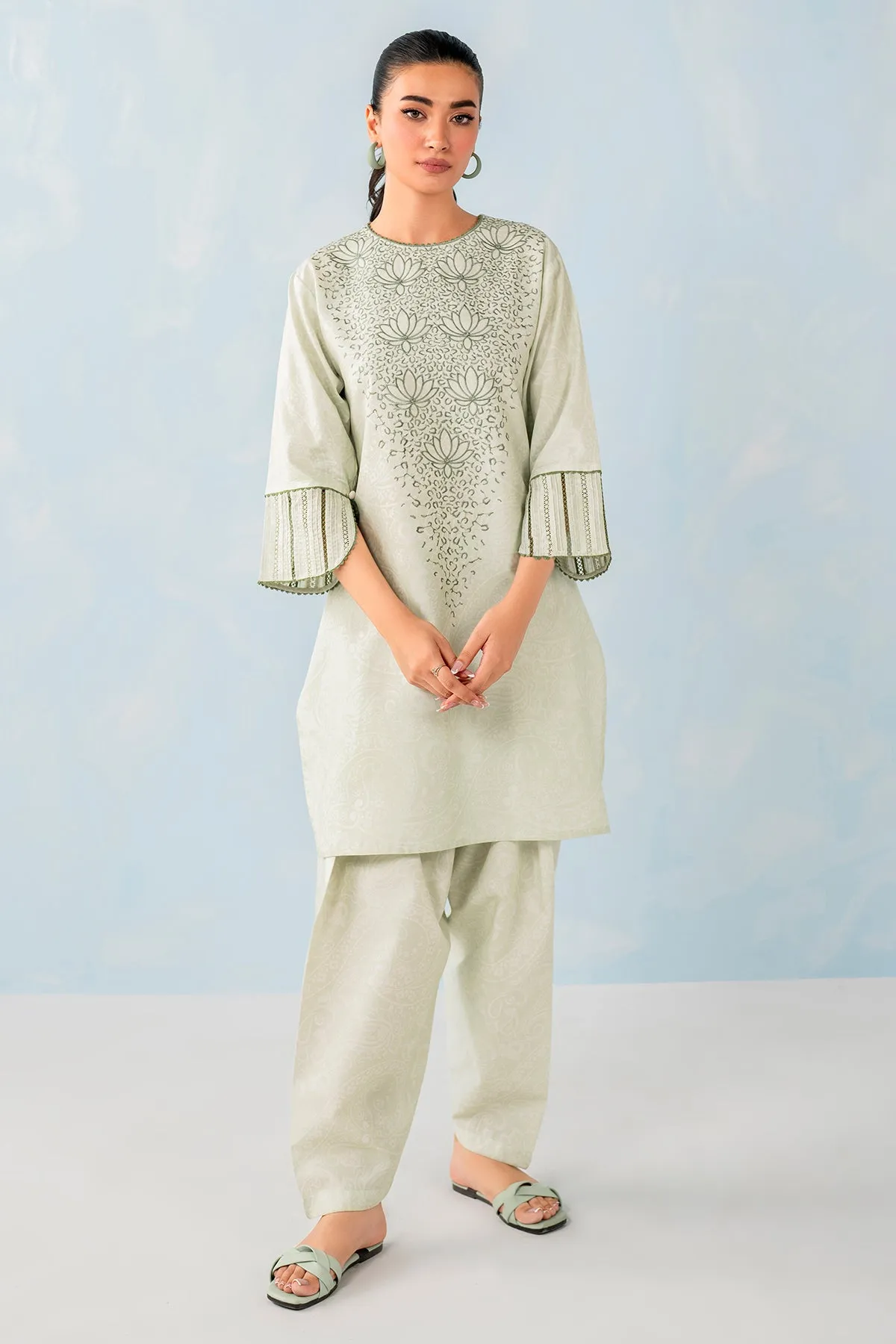 Embroidered Lawn USE - 9083