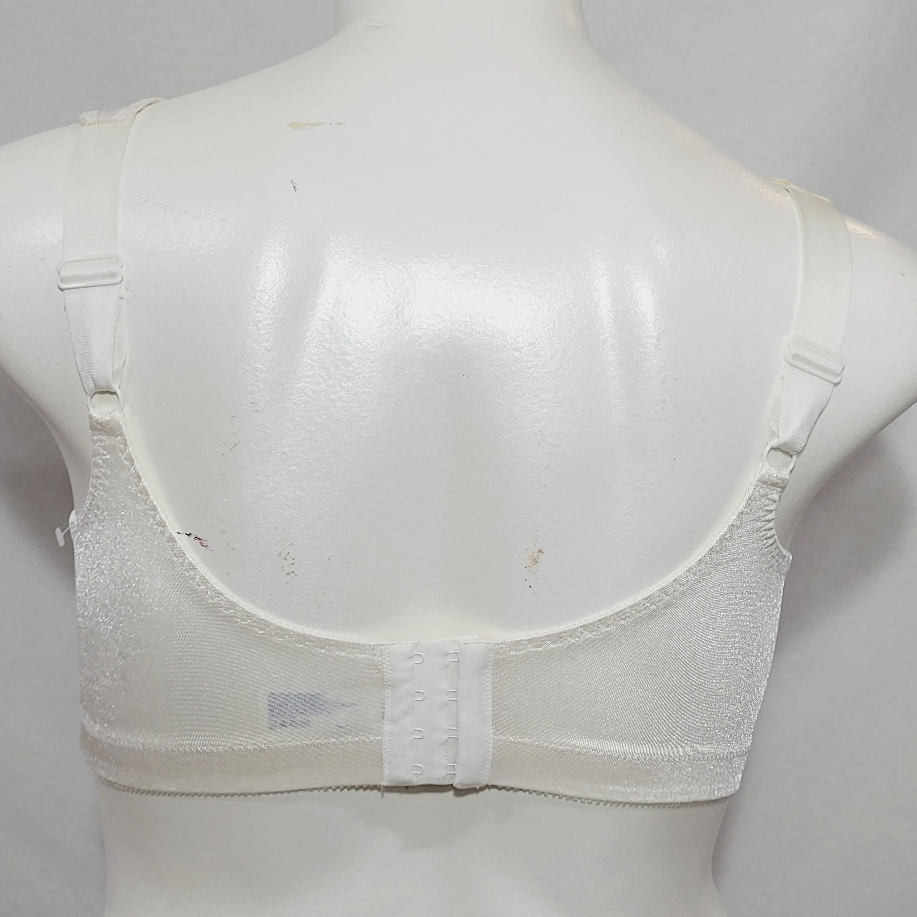 Exquisite Form 2558 Jacquard Satin Divided Cup Wire Free Bra 42C White NWOT